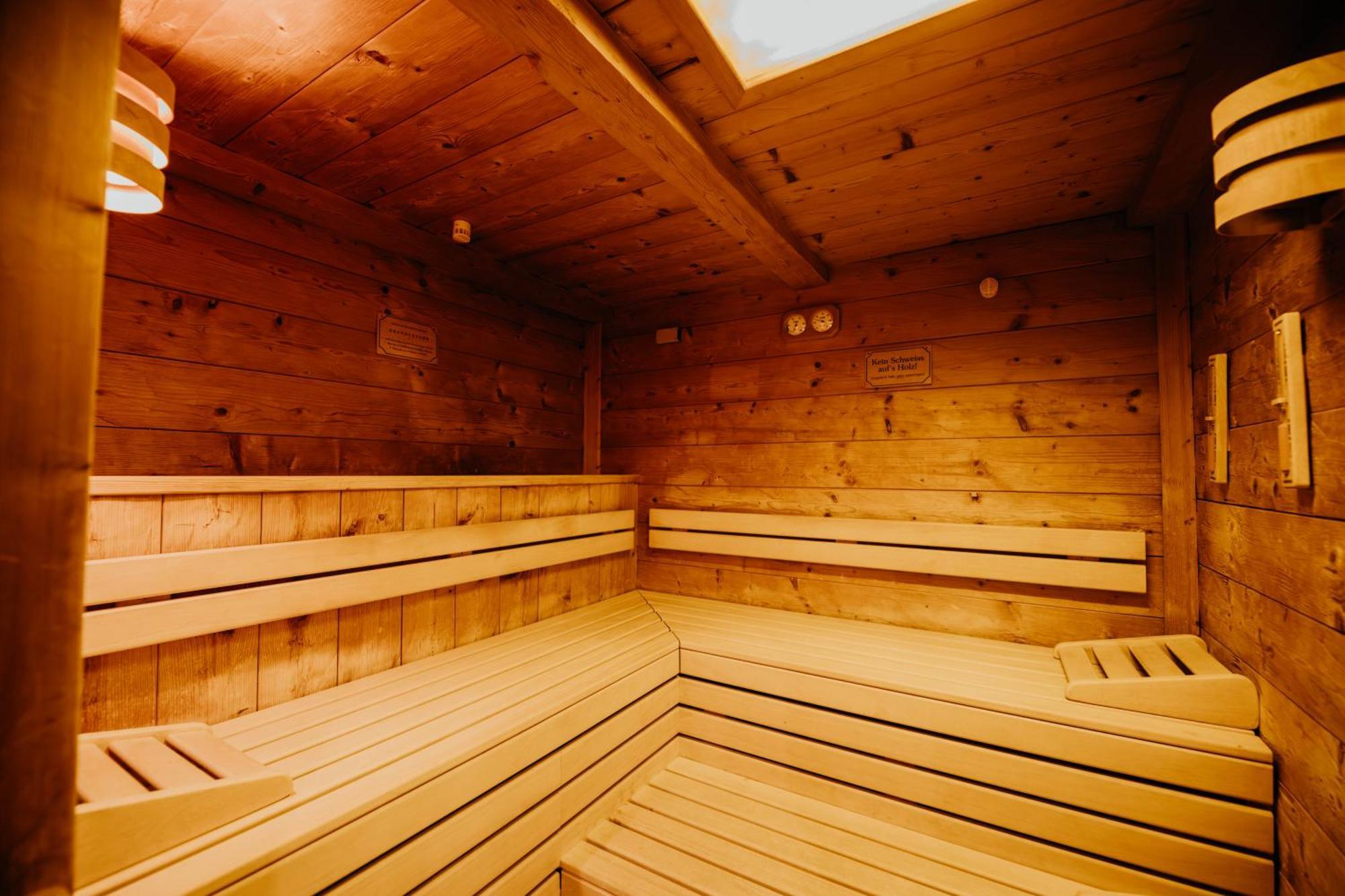Sonnenhotel Hoher Hahn شفارتسنبرغ المظهر الخارجي الصورة